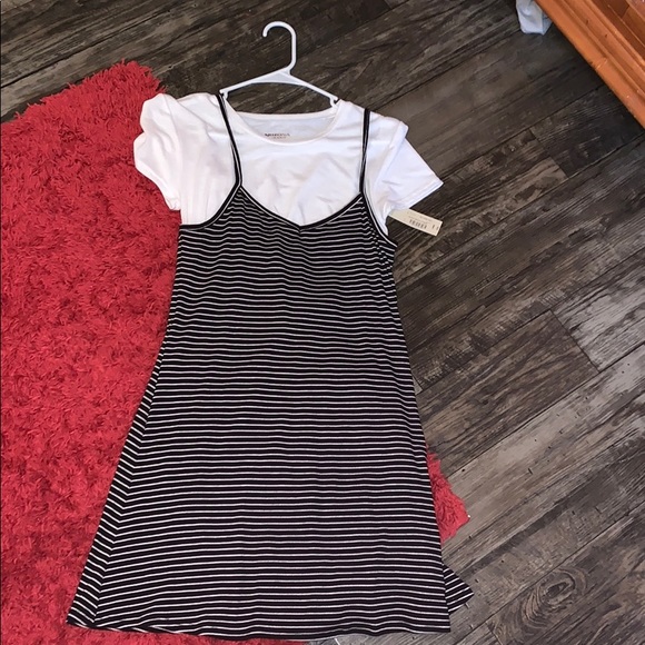 Dresses & Skirts - Arizona Jeans Dress (striped)